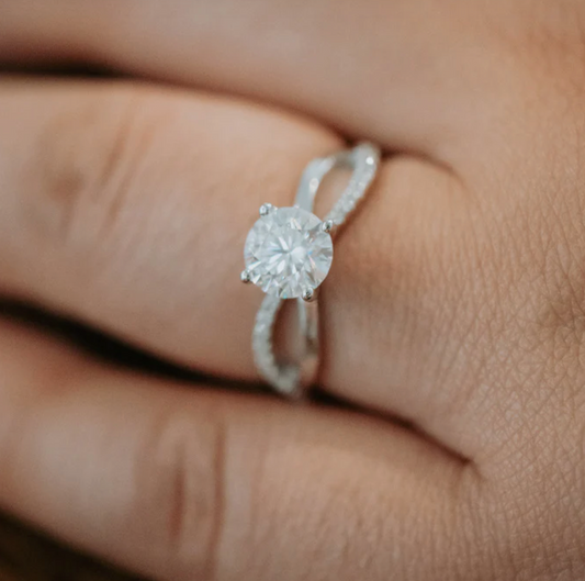 Aspen Round Cut 1CT Moissanite Ring on Sterling Silver